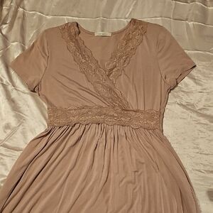 Lace Trim Short Sleeve Midi Dress